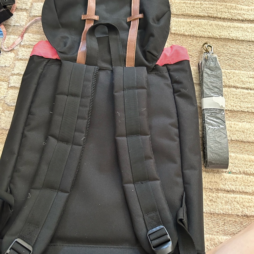 Journeyman Backpack - Picture 5 of 7